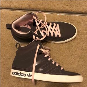 Used women's Adidas!
